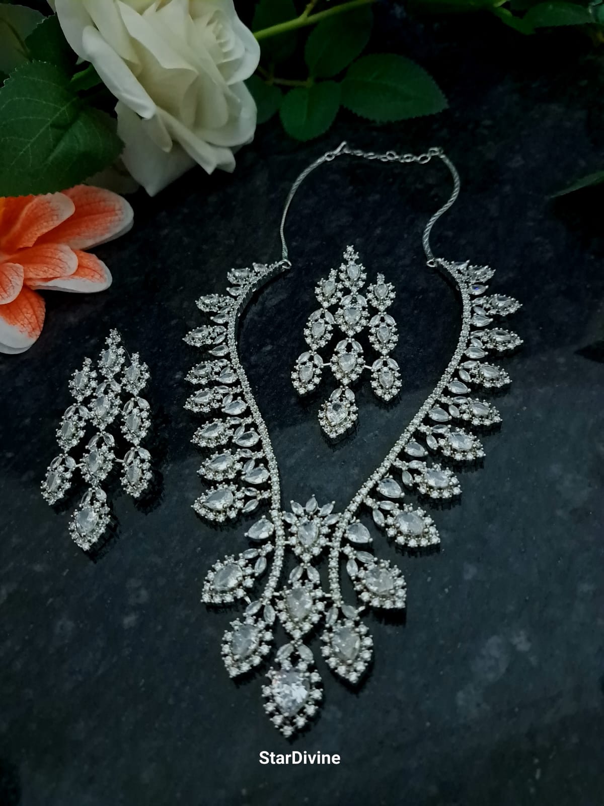 Drop stone Big Ad Necklace set made in India